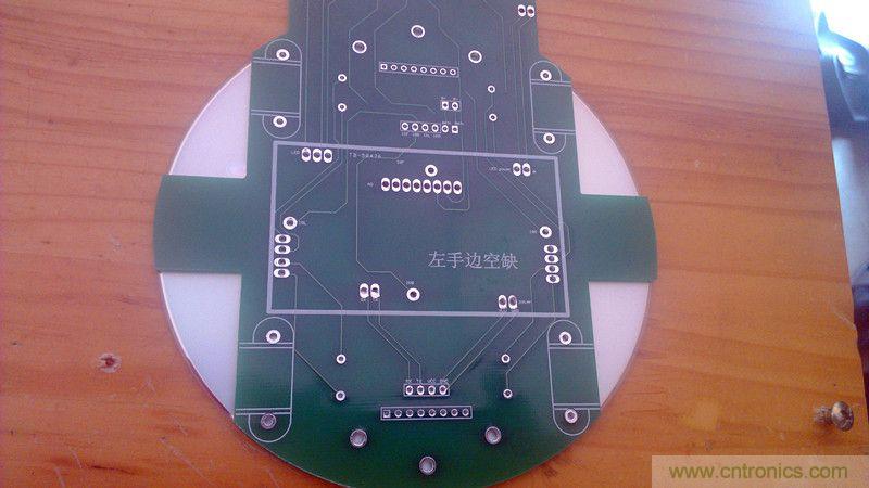 牛人力作！PCB版藍(lán)牙智能小車DIY