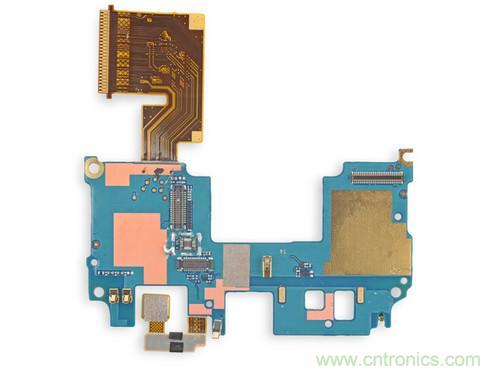 牛人強(qiáng)拆！新HTC One(M8)真機(jī)精密做工難修理